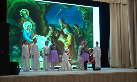 В ДК им.Луначарского прошел творческий фестиваль «Рождественский ангел»